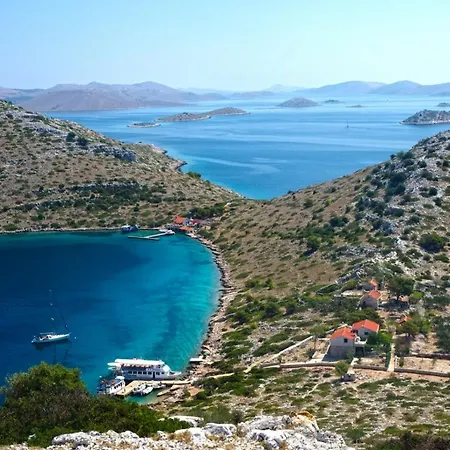 Holiday In With Terrace, Air Conditioning, Wifi, Washing Machine 4819-3 Apartament